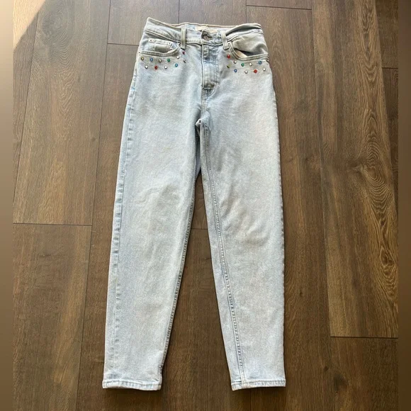 Levi’s Embellished Mom Jeans - Picture 3 of 16
